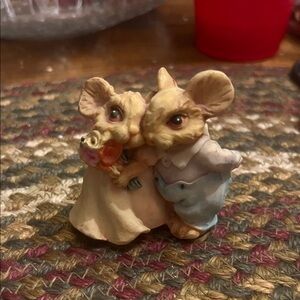 Small Pets Figurine Couple - Cream and Pastel Decorative Mouse Statue